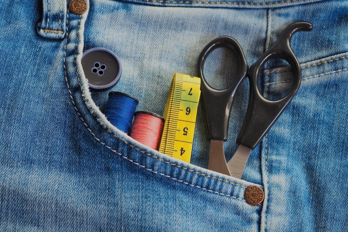 jeans 8314814 1280 - FiZ Leipzig